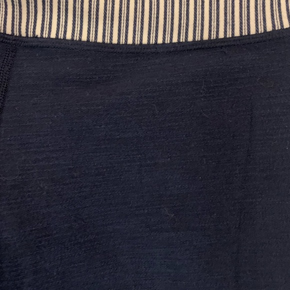 LULU Lemon matching set. - Picture 4 of 5